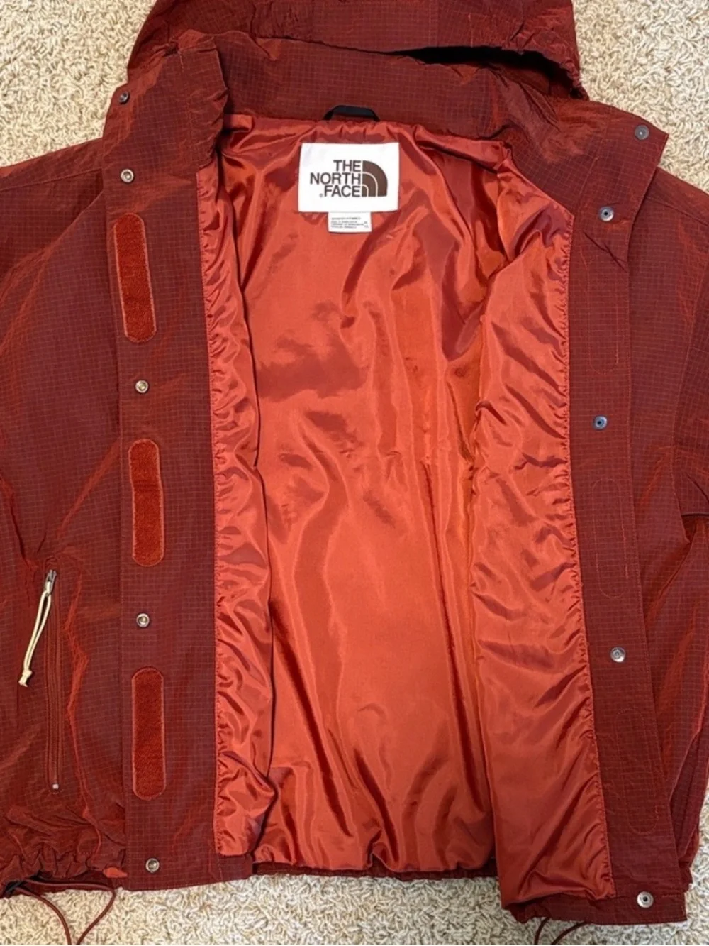 The North Face | Women's Lightweight Jacket - Picture 8 of 11
